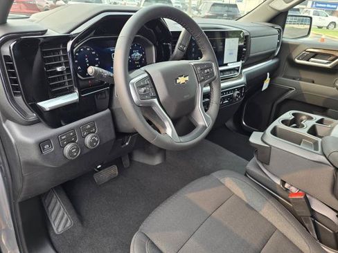 New 2026 Chevrolet Silverado 1500 LT w/ Z71 Off-Road Package AWD/4WD image 11