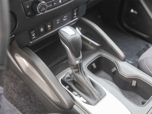 Certified 2023 Nissan Frontier SV w/ SV Convenience Package image 18