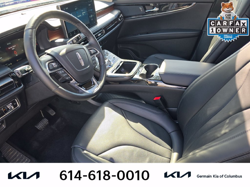 Used 2023 Lincoln Nautilus Reserve AWD/4WD image 17