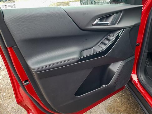 New 2026 Chevrolet Equinox LT w/ Safety and Technology Package image 9