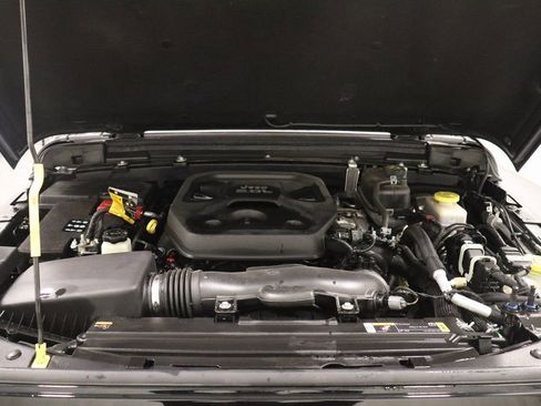 Certified 2022 Jeep Wrangler Unlimited Willys image 23