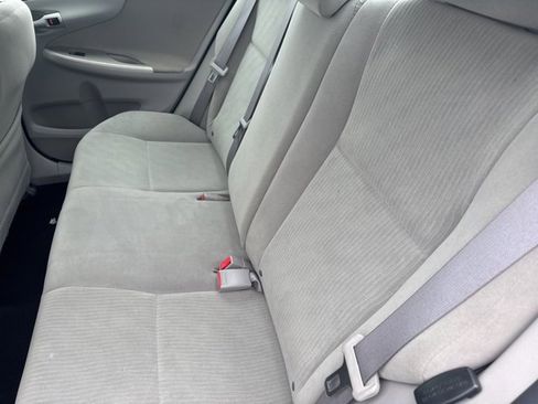 Used 2010 Toyota Corolla LE image 12