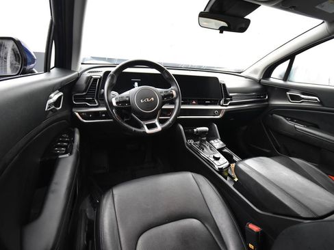 Certified 2023 Kia Sportage EX image 11