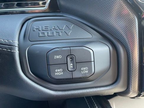 New 2025 RAM 2500 Limited AWD/4WD image 11