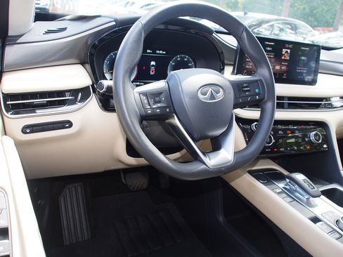 Used 2025 INFINITI QX60 Luxe AWD/4WD image 20
