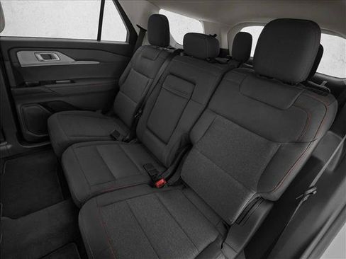 New 2026 Ford Explorer Active w/ Active Comfort Package AWD/4WD image 9