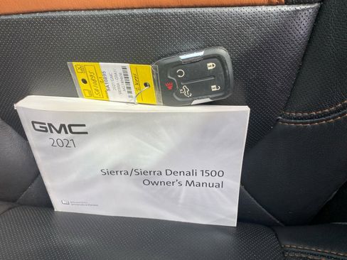 Used 2021 GMC Sierra 1500 AT4 w/ AT4 Premium Package image 37