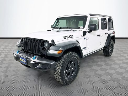 Used 2023 Jeep Wrangler Unlimited w/ 8.4" Radio Group AWD/4WD image 3
