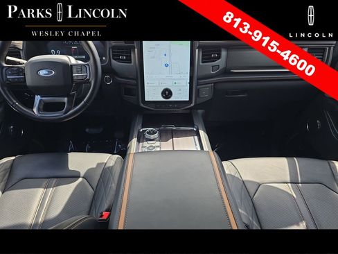 Used 2023 Ford Expedition Platinum AWD/4WD image 11