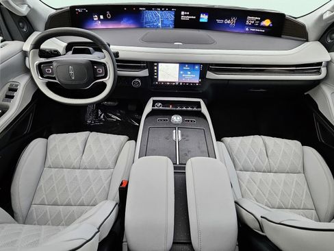 New 2026 Lincoln Navigator L Black Label image 16