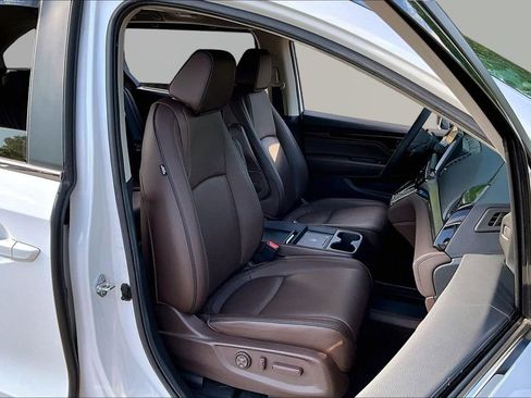 Used 2025 Honda Odyssey Touring image 23
