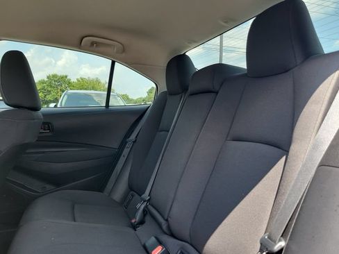 Used 2026 Toyota Corolla LE FWD image 24