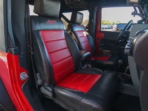 Used 2009 Jeep Wrangler X image 21