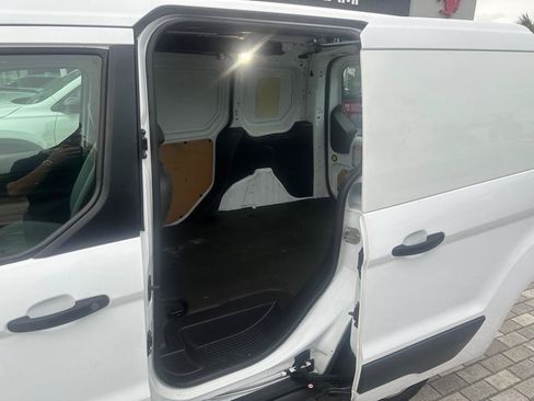 Used 2016 Ford Transit Connect XL FWD image 7