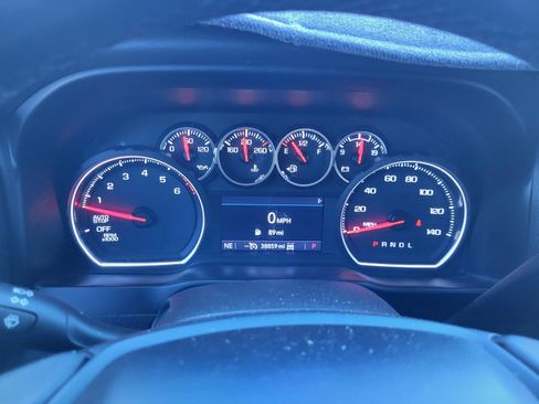 Used 2020 Chevrolet Silverado 1500 LT w/ All-Star Edition image 10