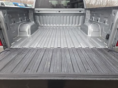 Used 2025 Chevrolet Silverado 1500 LT AWD/4WD image 29