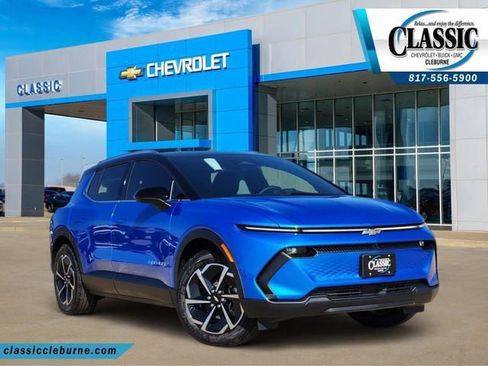 New 2026 Chevrolet Equinox EV LT image 2