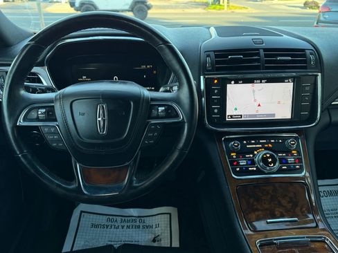 Used 2017 Lincoln Continental Reserve w/ Climate Package image 20