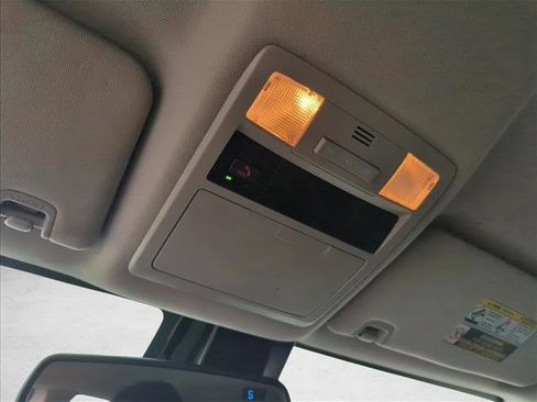 Used 2022 Toyota Tacoma SR5 image 14