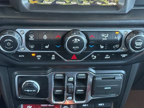 Used 2023 Jeep Wrangler Rubicon 392 w/ Dual Top Group image 21