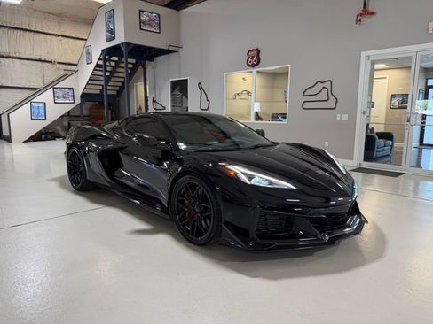 Used 2025 Chevrolet Corvette Z06 w/ Z07 Performance Package RWD image 84