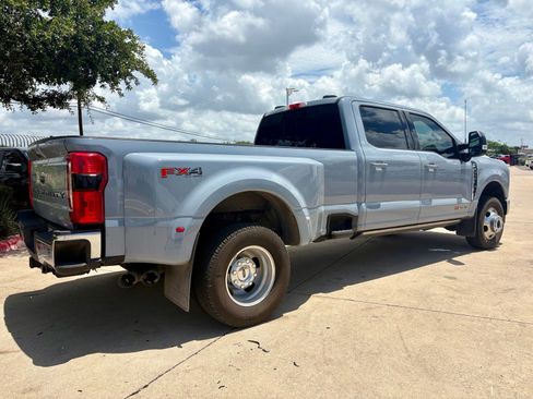 Used 2024 Ford F350 Lariat w/ Lariat Ultimate Package AWD/4WD image 5