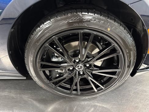 Used 2025 MAZDA MX-5 Miata Club w/ Weather Package RWD image 13