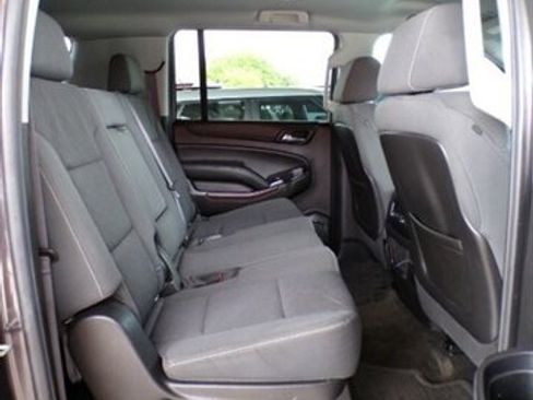 Used 2015 GMC Yukon XL SLE w/ Convenience Package image 25