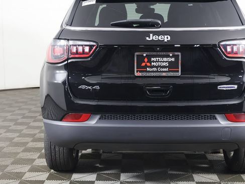 Used 2023 Jeep Compass Latitude w/ Sun and Sound Group AWD/4WD image 14