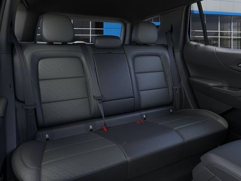 New 2027 Chevrolet Equinox LT w/ Convenience Package II FWD image 17