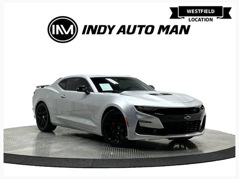 Used 2019 Chevrolet Camaro SS RWD image 1