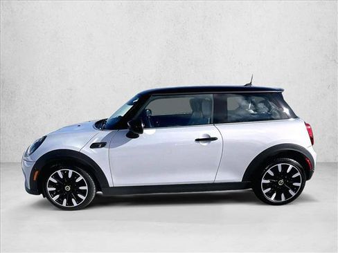 Used 2022 MINI Cooper SE image 6