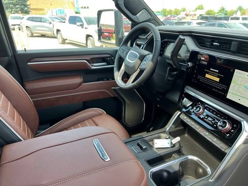 New 2026 GMC Sierra 2500 Denali Ultimate w/ LPO, Black Badging Package AWD/4WD image 51