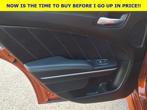 Used 2023 Dodge Charger Scat Pack w/ Dynamics Package image 7