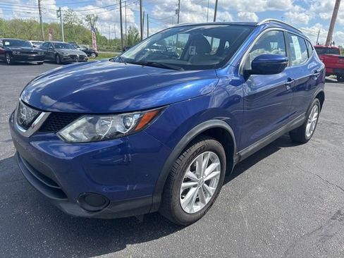 Used 2018 Nissan Rogue Sport SV AWD/4WD image 7