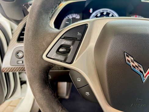 Used 2017 Chevrolet Corvette Stingray Coupe image 29