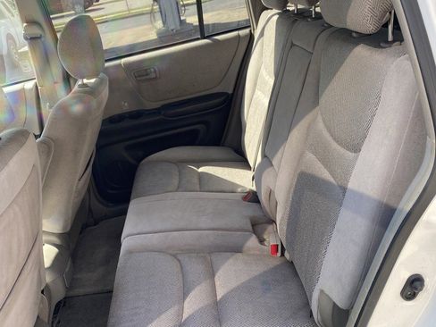 Used 2003 Toyota Highlander 2WD V6 image 15