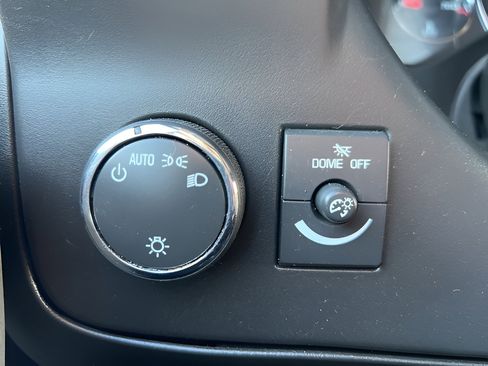 Used 2023 Chevrolet Express 2500 RWD 2500 135 w/ Driver Convenience Package image 18