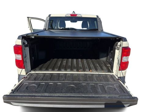 Used 2025 Ford Maverick XL w/ Equipment Group 102A image 12
