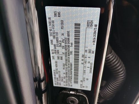 New 2025 Ford F150 Lariat w/ Equipment Group 502A High image 25