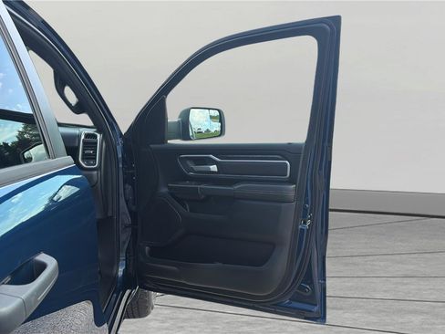 Used 2023 RAM 1500 Big Horn AWD/4WD image 19