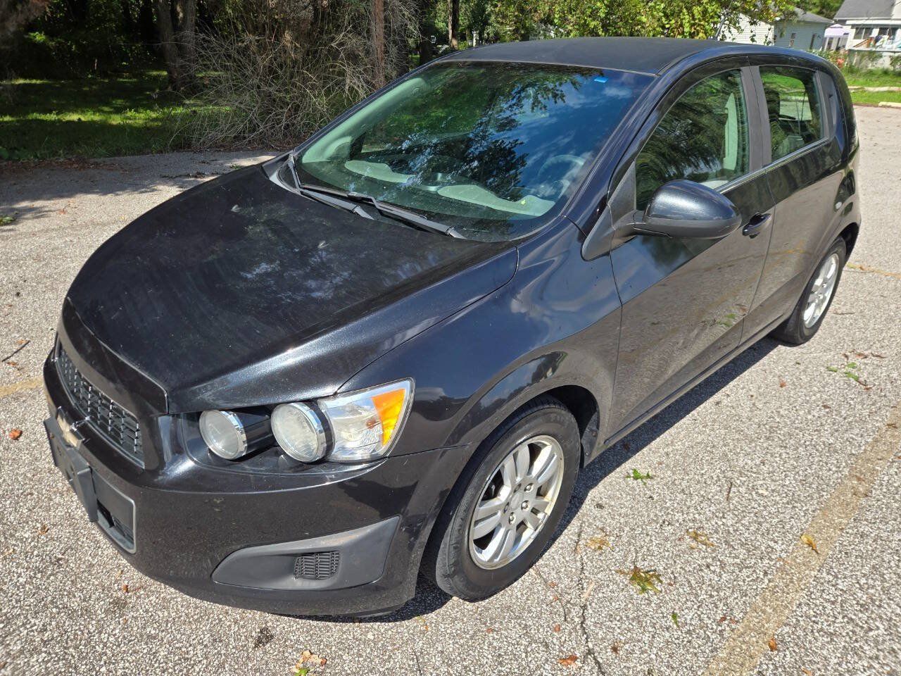 Used 2013 Chevrolet Sonic LT FWD image 3