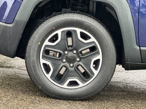 Used 2017 Jeep Renegade Trailhawk image 35