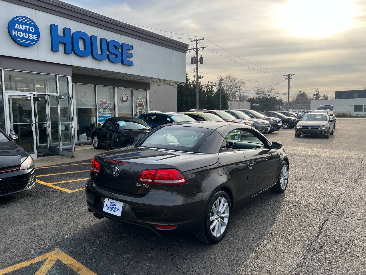 Used 2013 Volkswagen Eos Komfort FWD image 11