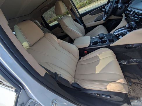 Used 2023 Acura MDX SH-AWD w/ Advance Package image 27