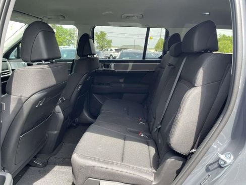 New 2026 Hyundai Santa Fe SE FWD image 11