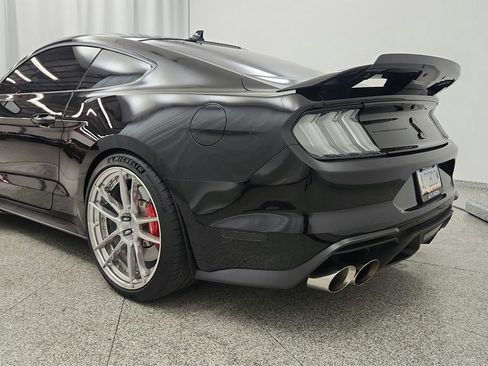 Used 2020 Ford Mustang Shelby GT500 w/ Technology Package RWD image 18