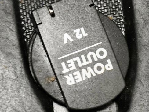 Used 2018 Porsche Macan image 42