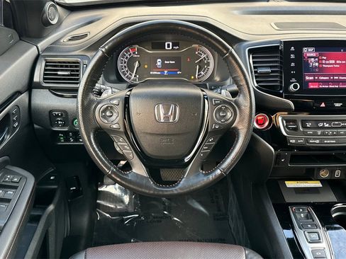 Used 2023 Honda Ridgeline Black Edition image 16