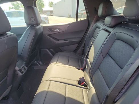 New 2026 Chevrolet Equinox LT w/ Convenience Package II image 26